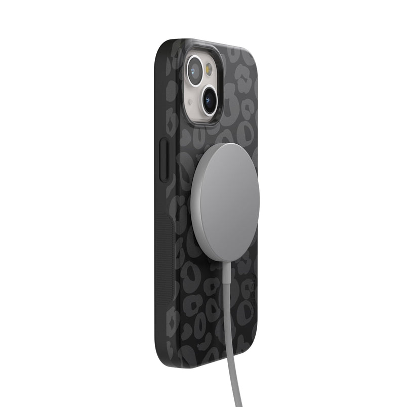 Into the Wild | Black Leopard Case iPhone Case get.casely 