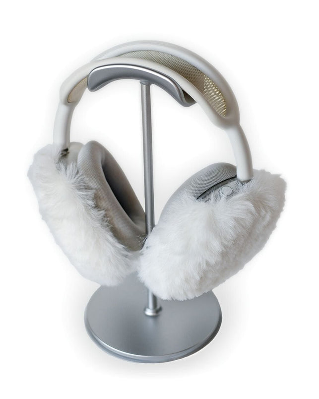 White Flurry Earmuffs | AirPods Max Case AirPods Case get.casely 